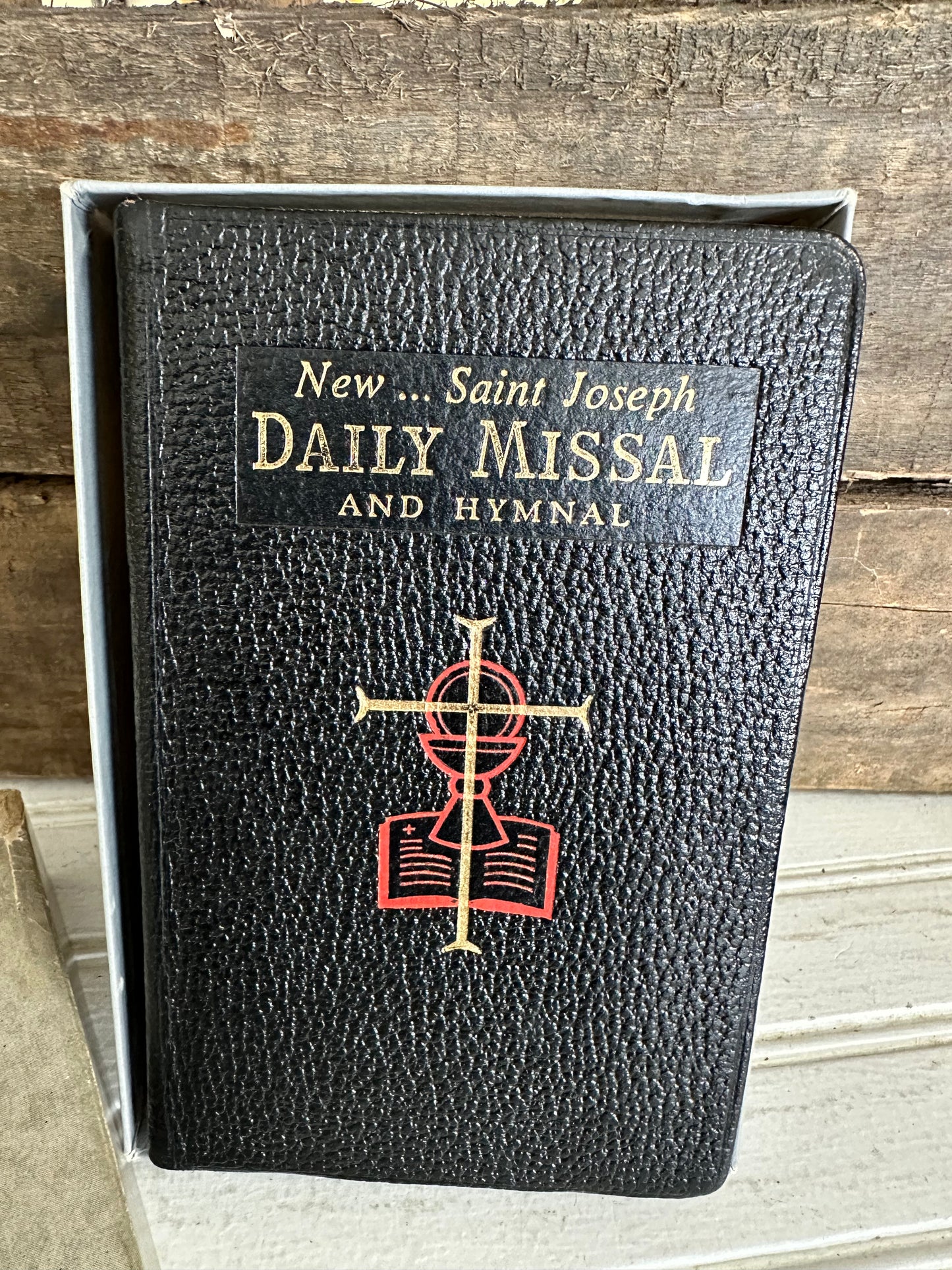 Saint Joseph Daily Missal and Hymnal