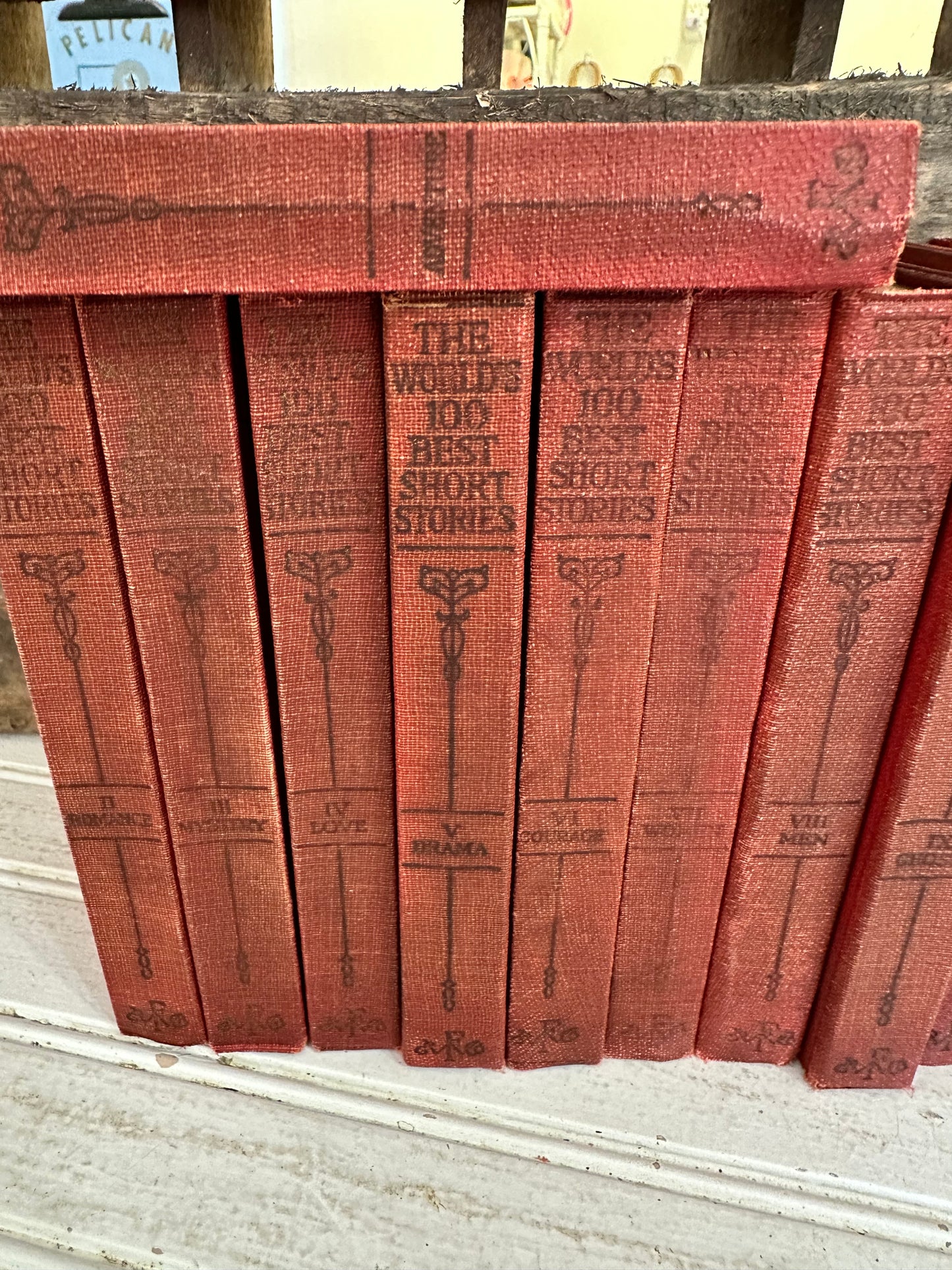 The World’s 100 Best Short Stories- book set