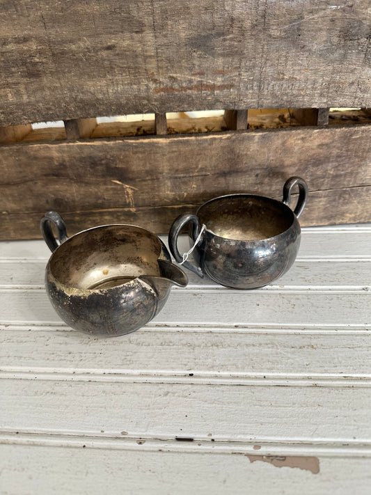 Sugar and creamer set