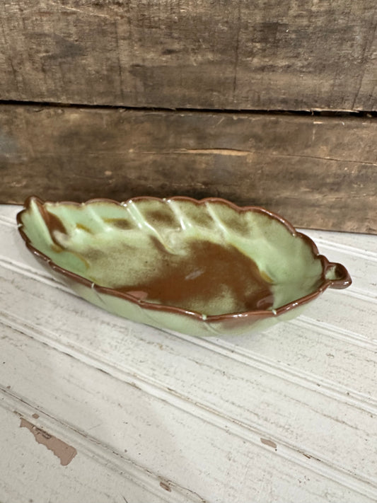 Frankoma leaf trinket dish