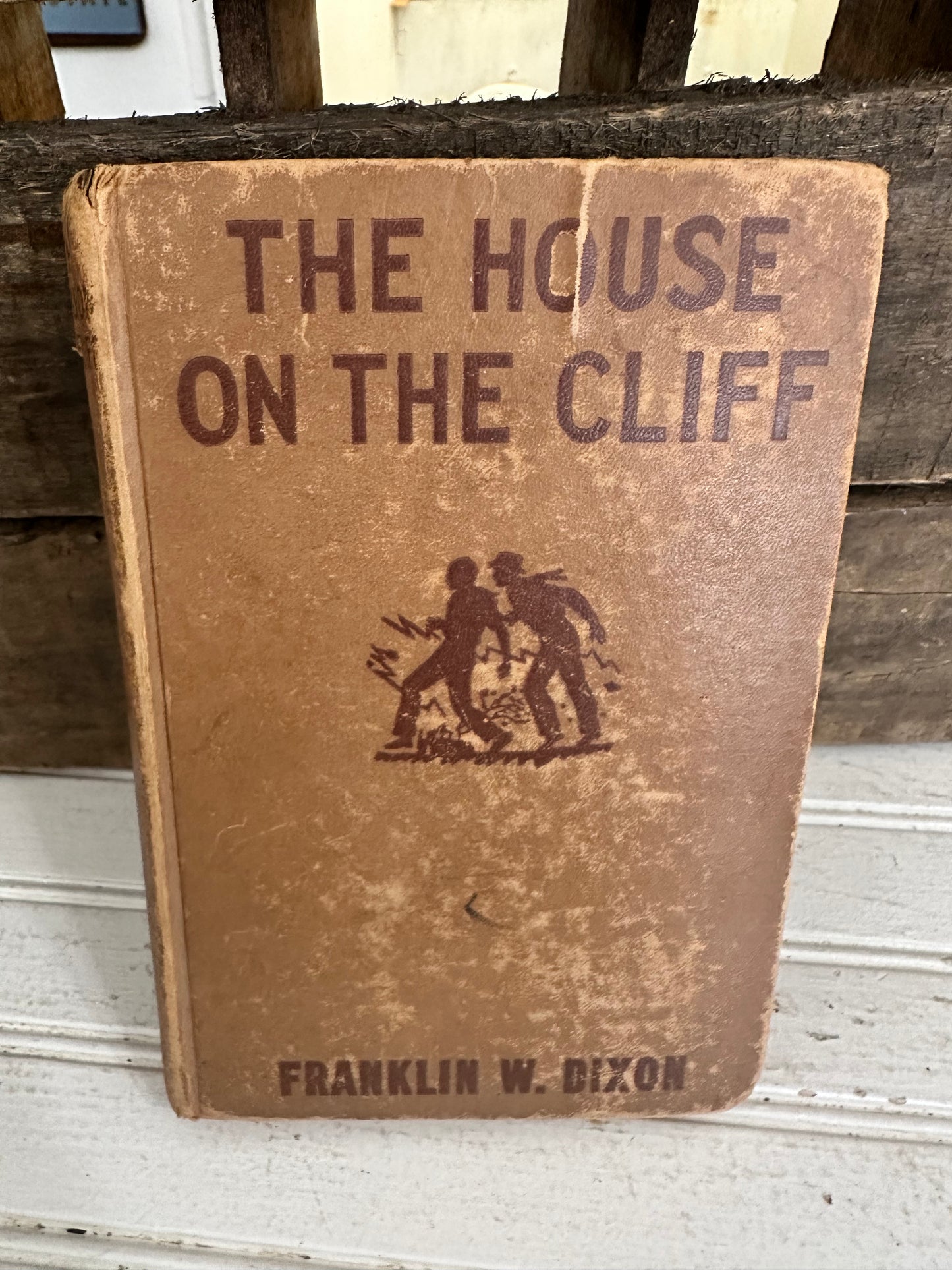The House on the Cliff-Hardy Boys