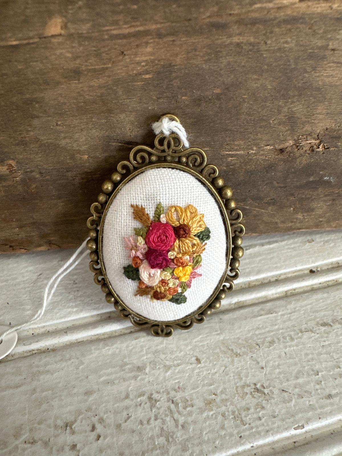 Hand embroidered floral bunch necklace