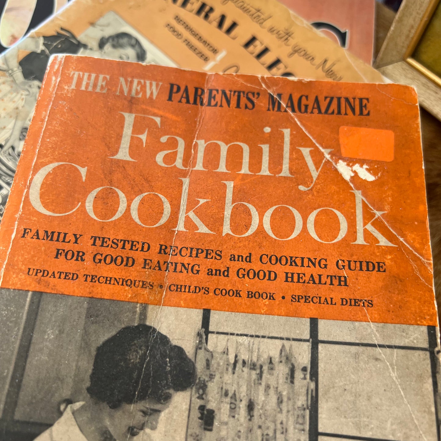 1966 Parents' Magazine Family Cookbook – The Pelican Girls
